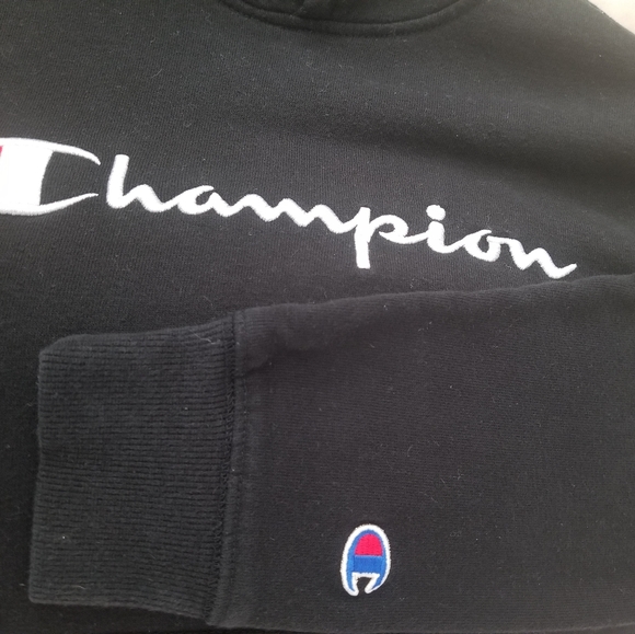 2 Sweatshirts- Champion Black Hoodie Medium - Hilfiger Medium - Picture 2 of 3